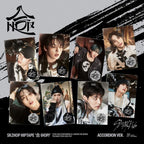 STRAY KIDS 'SKZHOP HIPTAPE '合 (HOP)' ACCORDION VER. [RANDOM]